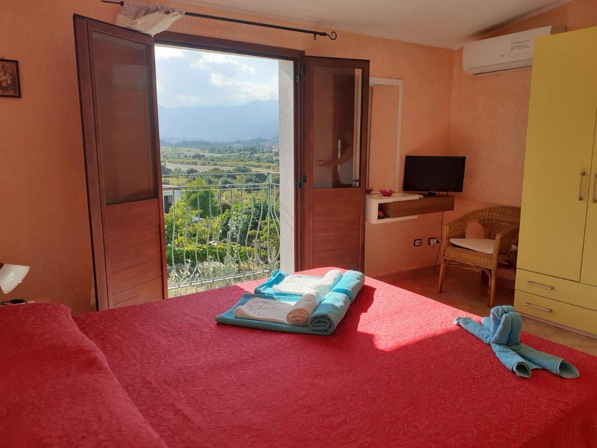 קרדדו B&B Sa Funtana מראה חיצוני תמונה